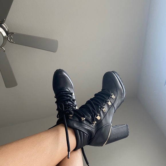 DKNY BOOTS - Picture 4 of 8